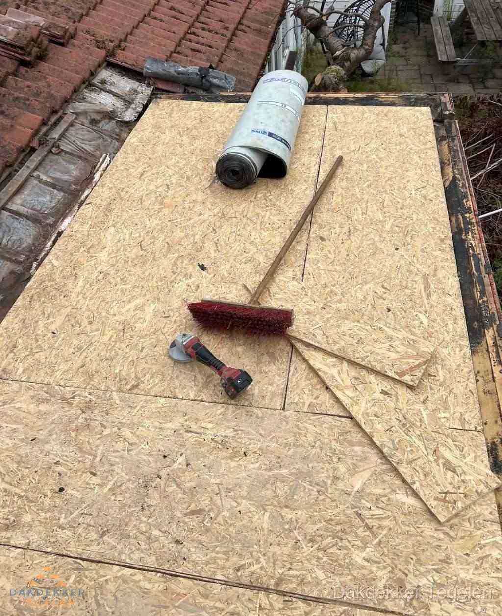 Dakrenovatie afgerond met nieuwe bitumen dakbedekking in Tegelen